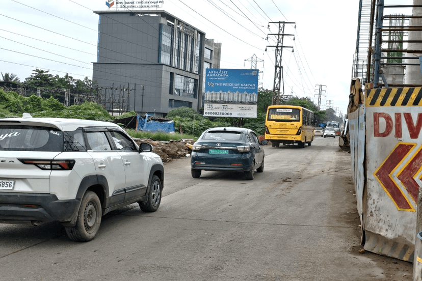 DNS Bank Facing Vashi Billboard 2