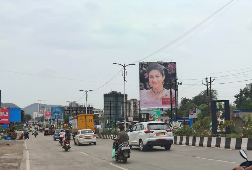 Opposite Croma / Adidas Showroom Facing Kalyan Billboard 2