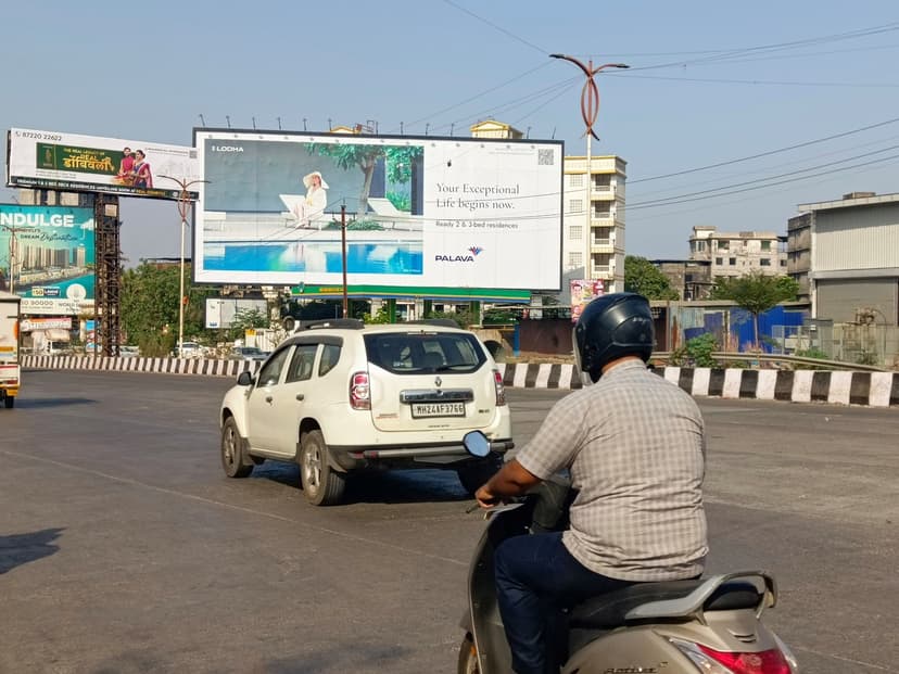 Shilphata Circle Facing Vashi Billboard 2